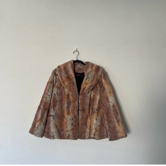 Alice + Olivia Faux Fur Quilted Lined Jacket - Picture 1 of 5